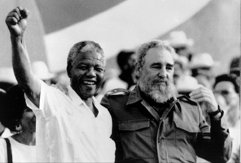 Con Nelson Mandela, tras su liberación.