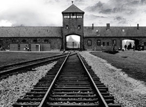 Vía del tren en Auschwitz