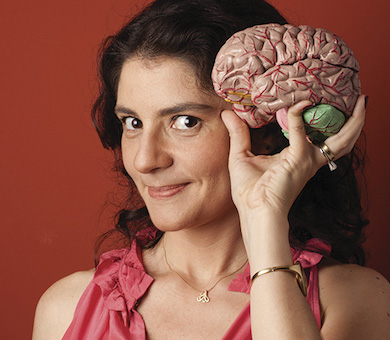 Suzana Herculano-Houzel es profesora adjunta y directora del laboratorio de Anatomía Comparada del Instituto de Ciencias  Biomédicas de la Universidad Federal de Río de Janeiro